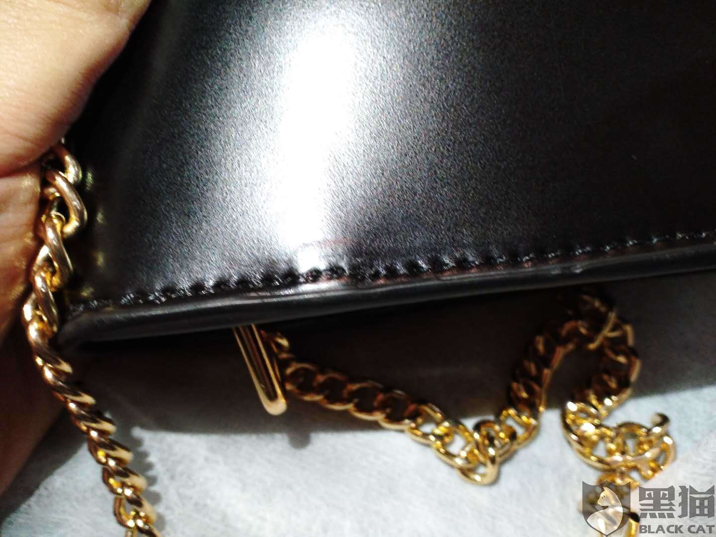 黑猫投诉:本人收到ZARA包京东不承认说我们卖