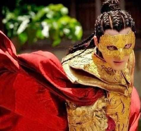 影视剧里戴爆笑的明星:唐嫣可爱,胡歌和古天乐太帅人!面具港剧图片