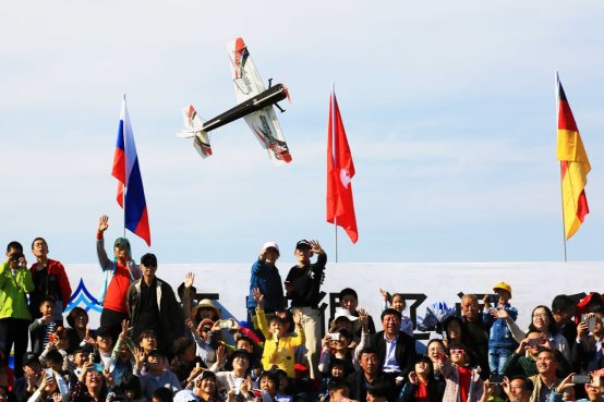 国际涡喷大师荣成演绎“飞天梦”
2019相约荣成不见不散