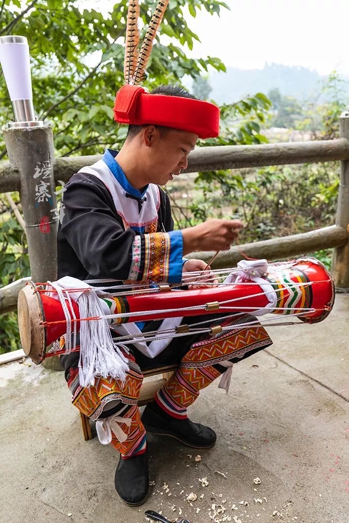 只知道千户苗寨?你out了,广东有个千年瑶寨毫不逊色,跟我去深度游!