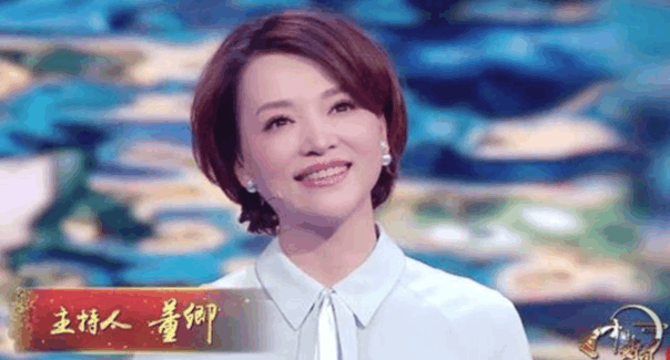 央视女主持: 一个因冯小刚身败名裂, 一个现已沦为阶下囚