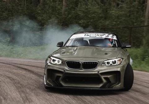 开车别养成这三个坏习惯，不然汽车很快就报废了，不懂的来看看