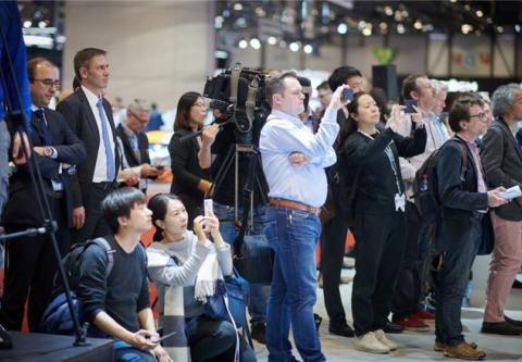 日内瓦汽车展火热进行中 爱驰汽车惊艳亮相