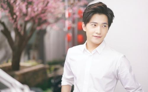 杨洋乔欣同游伦敦过,恋情疑似曝光?网友:我的