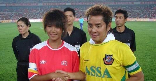 热爱足球的明星:张国强因球进入娱乐圈,他和妻