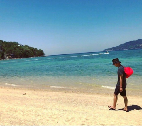 胜利事件扯出中日韩艺人,陈柏霖ins发声,撇清和