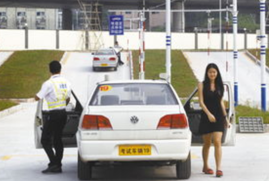 科目二考试"总挂科"?教练:这几点需牢记,有助提升考试通过率