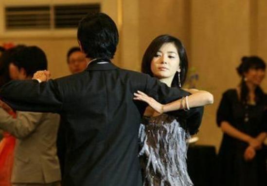 《妻子的诱惑》10年后，46岁女主仍未婚，颜值最高女二已过气