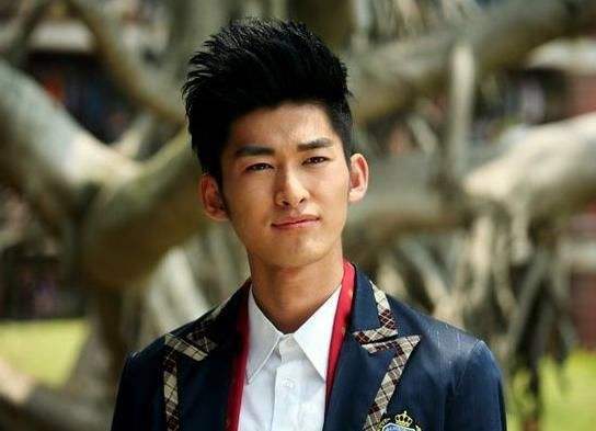 郑爽都换俩男友了,张翰和娜扎的意难忘到底还