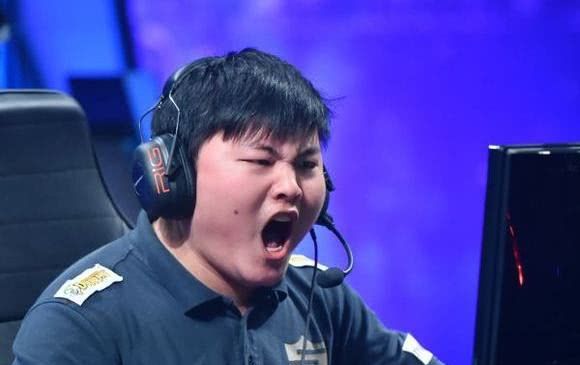 参加S赛次数最多选手出炉:UZI五次,厂长与大师