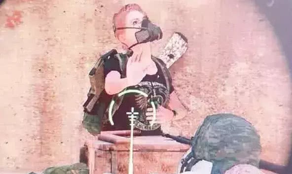 绝地求生:非常搞笑的奇葩死亡画面,玩家死后仍
