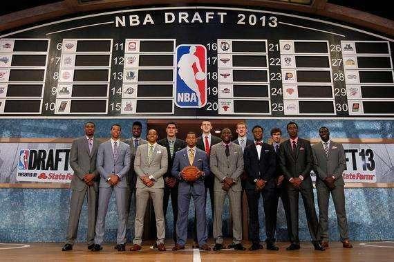 算是选秀大年毕竟在选秀前夕,很多媒体都认为当年的新秀难以在nba成才