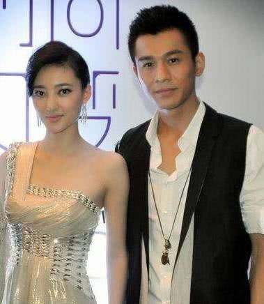 王丽坤谈前任乔振宇,八年的感情抵不过别人的