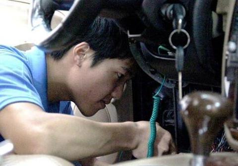 汽车首保过后还有必要去4S店保养吗？老司机：别等车坏了才后悔