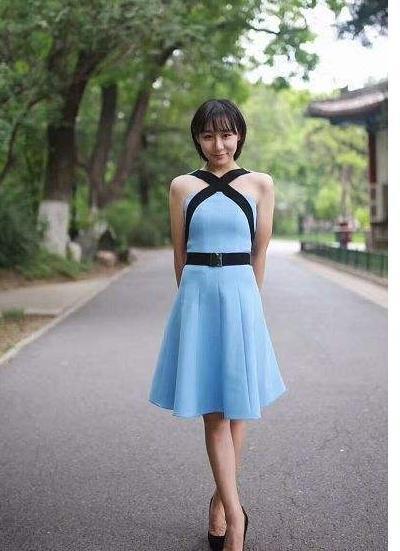 曾经1米37的体操奥运冠军，退役后二次“发育”，如今美到不敢认