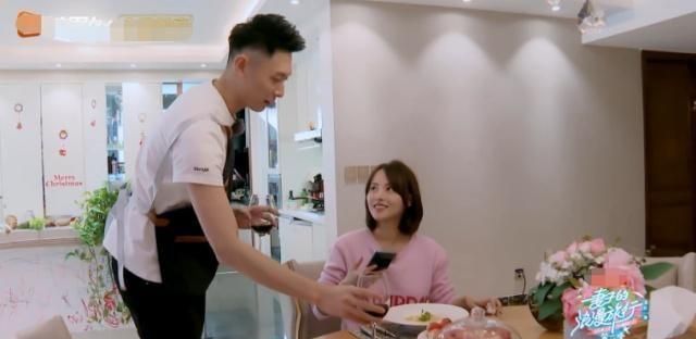 张嘉倪豪宅曝光,浴室大到迷路,老公还是王思聪