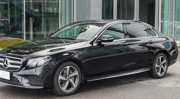 2019款奔驰E级搭载1.5T+轻混系统了,外观内饰