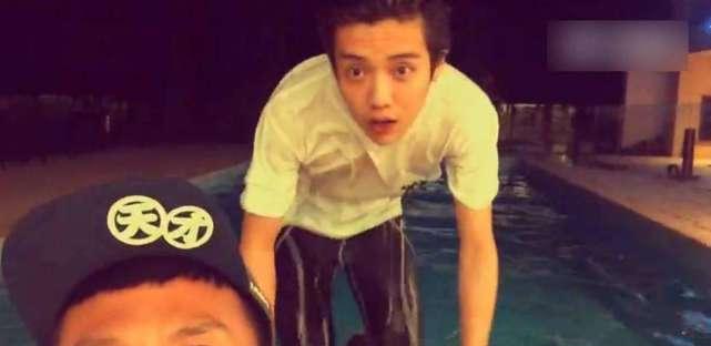 浙江卫视跨年晚会, 跑男团少了邓超整场垮掉, 尴