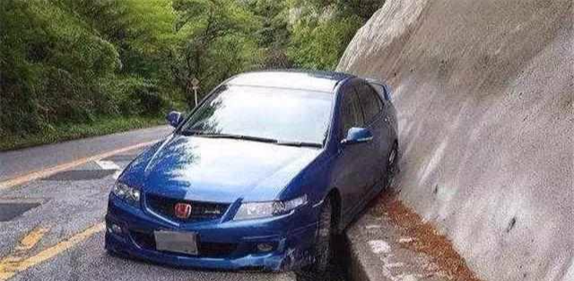 第二年的车险别自己瞎买了，只买这几样就够了，别白花了冤枉钱