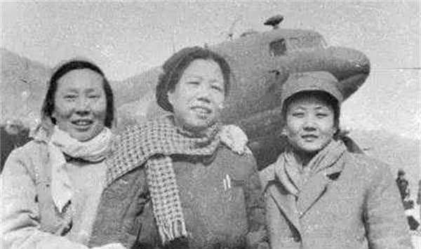她的丈夫是元帅，女儿是少将，离婚后自己一人生活了60余年！