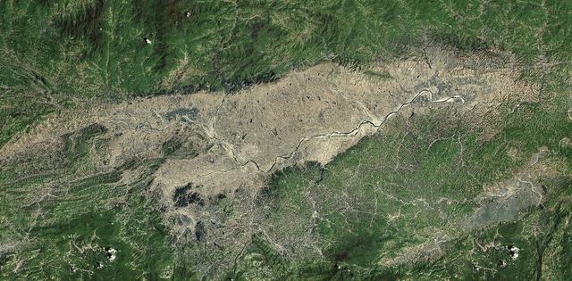 嘉陵夺汉：汉朝初年，武都大地震导致汉江上游改道，并入嘉陵江