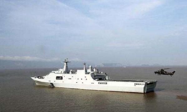 直20舰载机首飞成功 国产两栖攻击舰公开已经