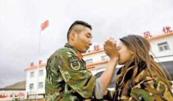 如果军嫂到部队探亲,晚上是和老公一起住吗?很多人都想错了