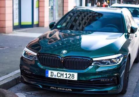 阿尔宾娜B5超级瓦罐车，607马力800牛米，RS6接受不了