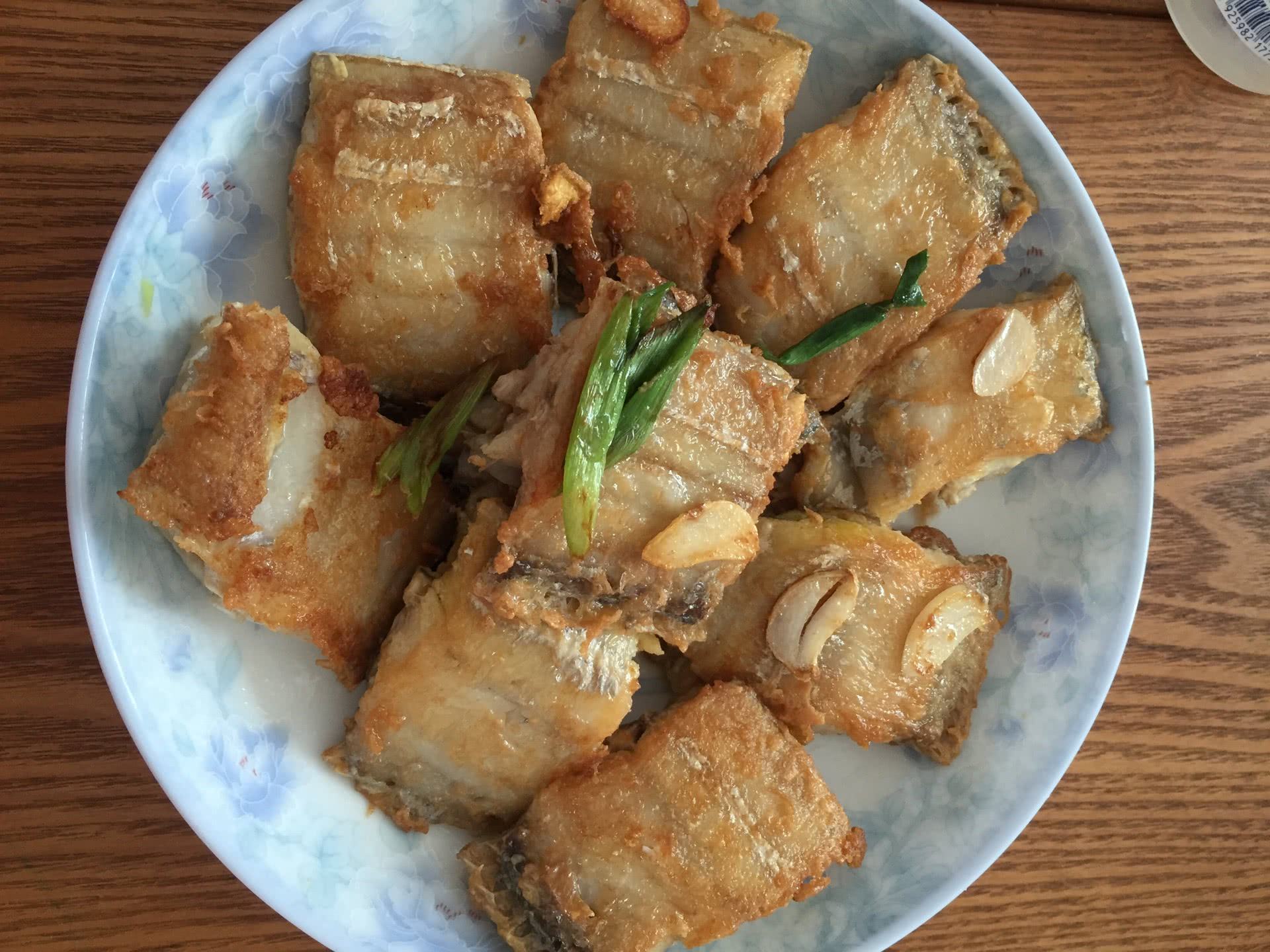炸带鱼段怎样又酥又好吃