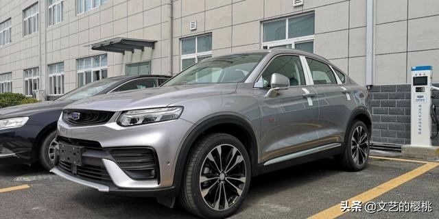 ����ȫ�½���SUV���ˣ����ֶ���2.0T������ȫҺ���Ǳ�