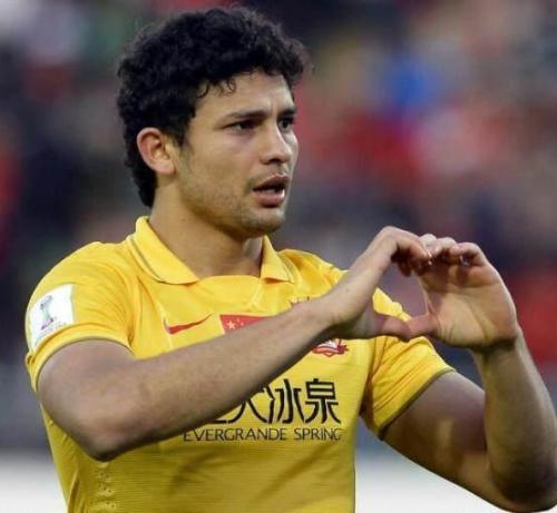 如果能说服埃尔克森归化,要给足协记头功一件