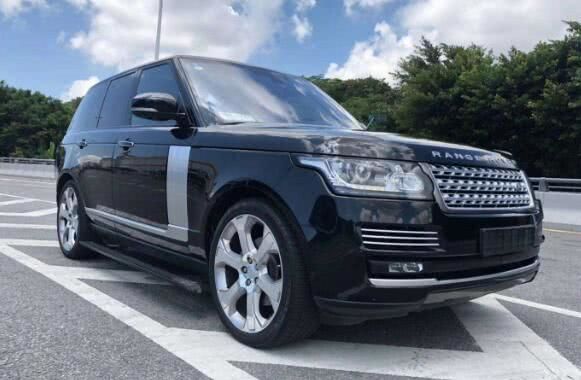 农村出身的劳模赵丽颖,现身家过亿,近亿元豪车