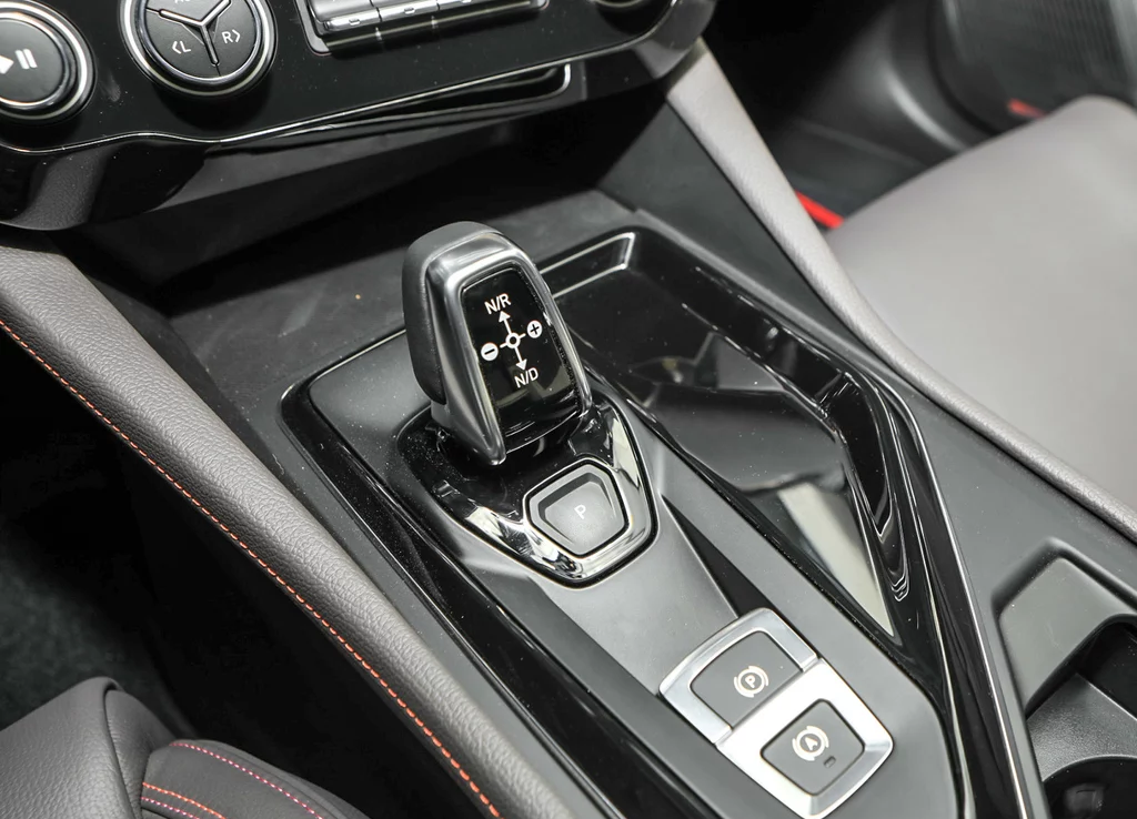 3���ذ�SUV�̵㣺�����������Ʊ���X6����EV600������520����