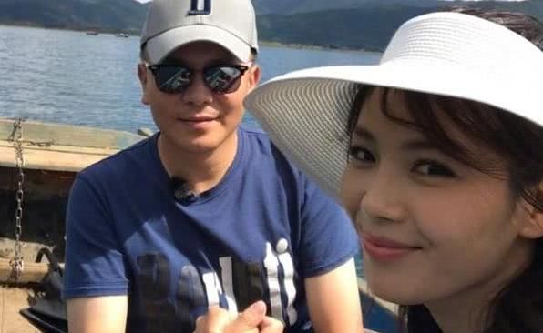 王珂再一次负债累累，刘涛这次忍受不了了，网友：装不下去了吧