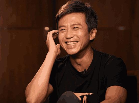 邓超打篮球视频配文:老了,粉丝却来抬杠?