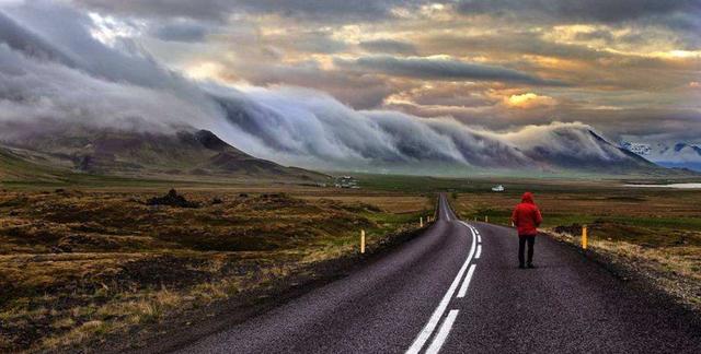 冰岛好多人口_冰岛极光(2)