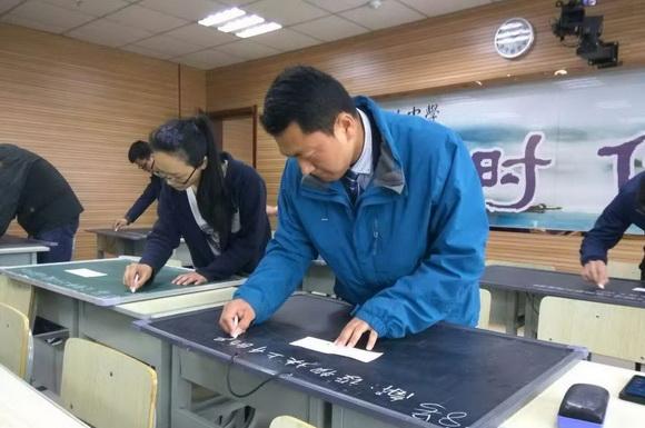 教育资讯:江苏高中物理教师教学基本功大赛