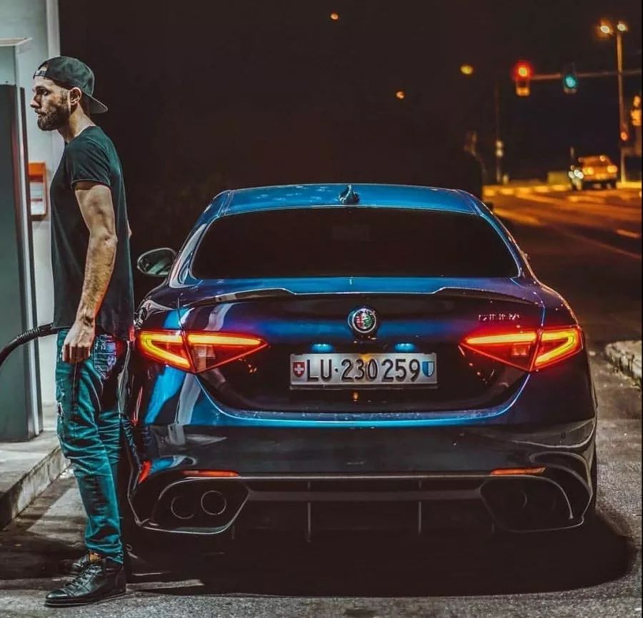 上海车展 | 性能车,这才是年轻人该有的调性