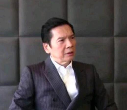 刘德华的东北事件,向华强都未能解决,却被他