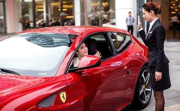 当你在买车时，4S店强制你买车险怎么办？老司机：这样说就好了