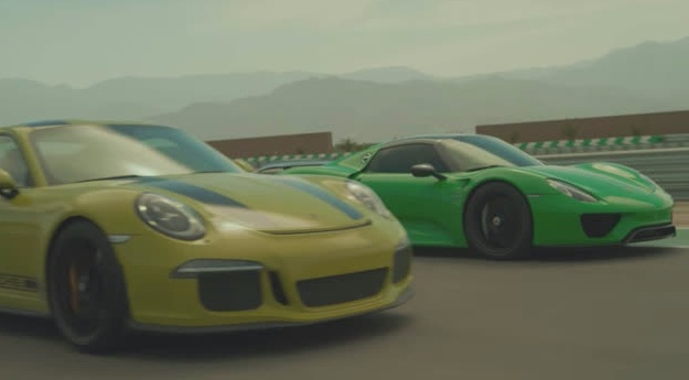 视频：两台保时捷神车：911R vs 918