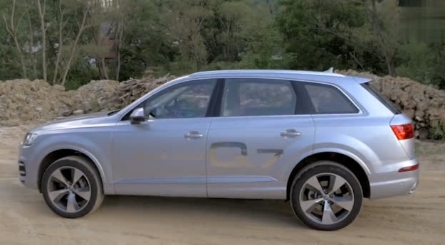 视频：奥迪Q7玩越野，增加难度后才知道奥迪有多强悍