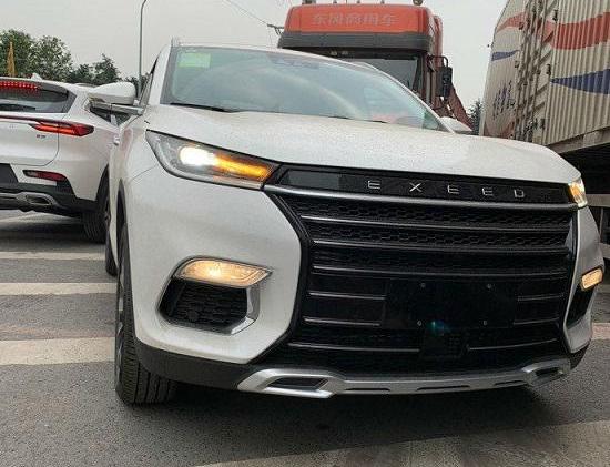 全新奇瑞星途比长城WEY大气，290扭矩配1.6T+7速双离合。