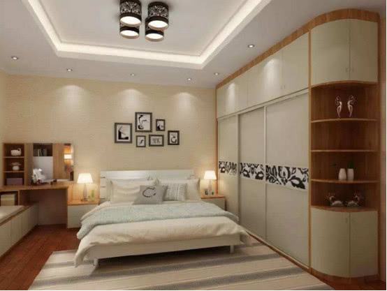 头一次见衣柜装修做个圆角柜，太聪明了，老木工一看就知作用