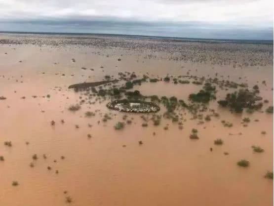 当《流浪地球》燃爆世界，这次轮到你来拯救地球！