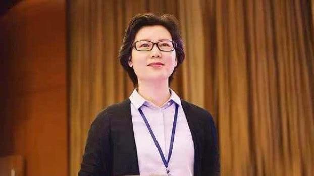 她被学生称为最美院士，18岁就考上了吉林大学，培养了40多位博士