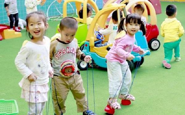 幼儿园开学了,看到新生名单上这些敞亮大气的