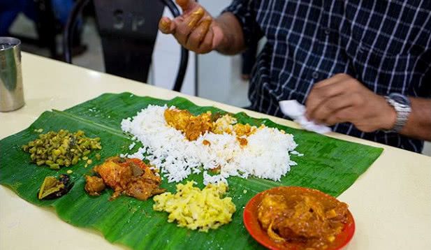 印度人吃手抓饭的原因?看看他们的大米，你就明白了