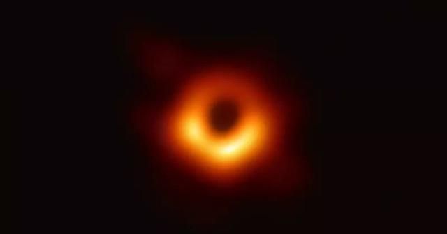 首张黑洞照片来了,来自椭圆星系M87