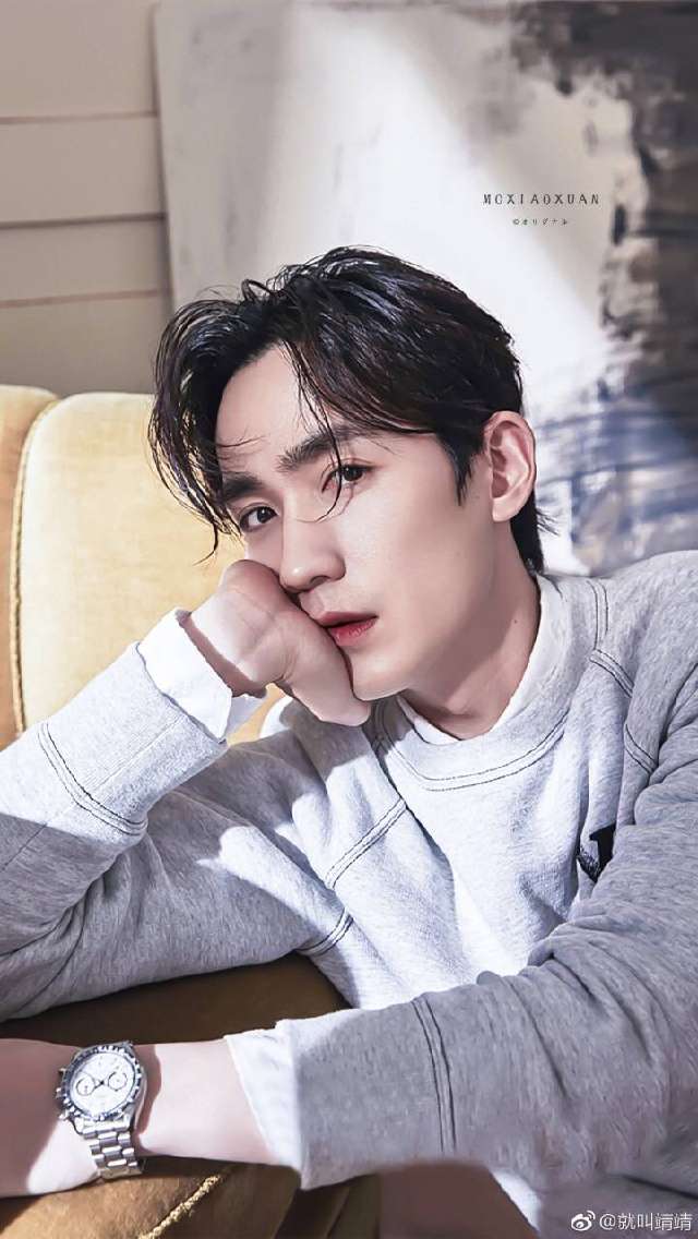 朱一龙粉丝厉害了!首登一线杂志买了九万本,破了蔡徐坤的记录?